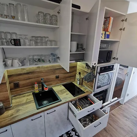 Charming Siyana - Self Check-in Apartman Panagjuriste