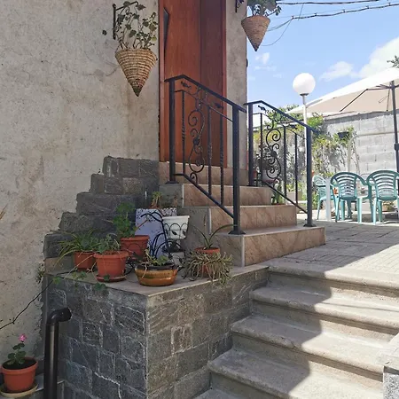 Apartman Charming Siyana - Self Check-in Panagjuriste