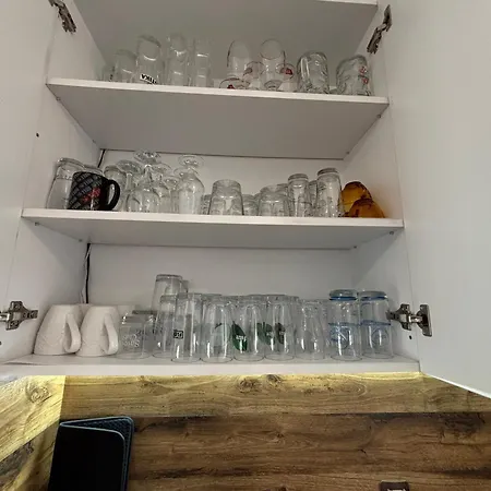 アパート Charming Siyana - Self Check-in パナギュリシテ