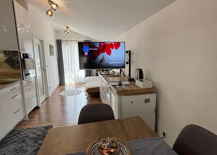 Charming Siyana - Self Check-in *